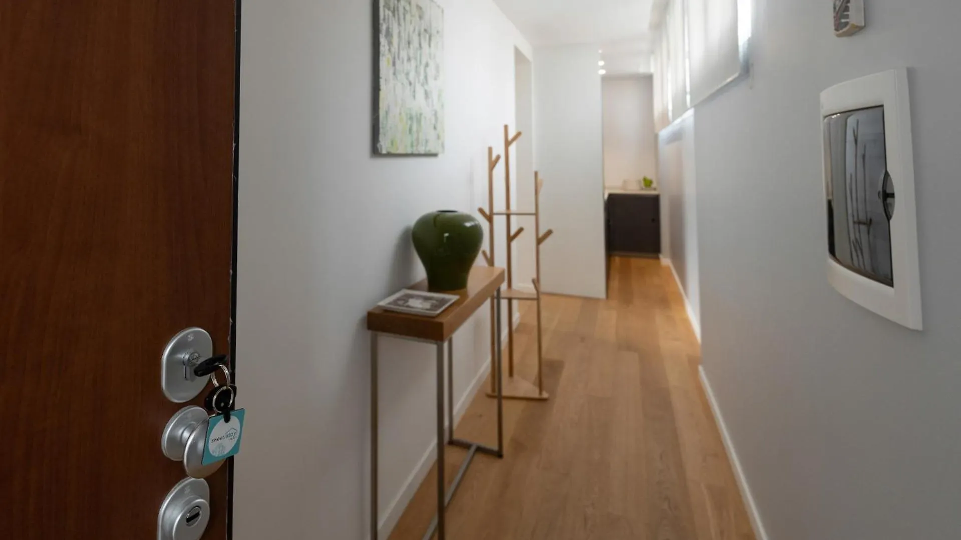 Elegant Suite In The Heart Of Milan 0*,