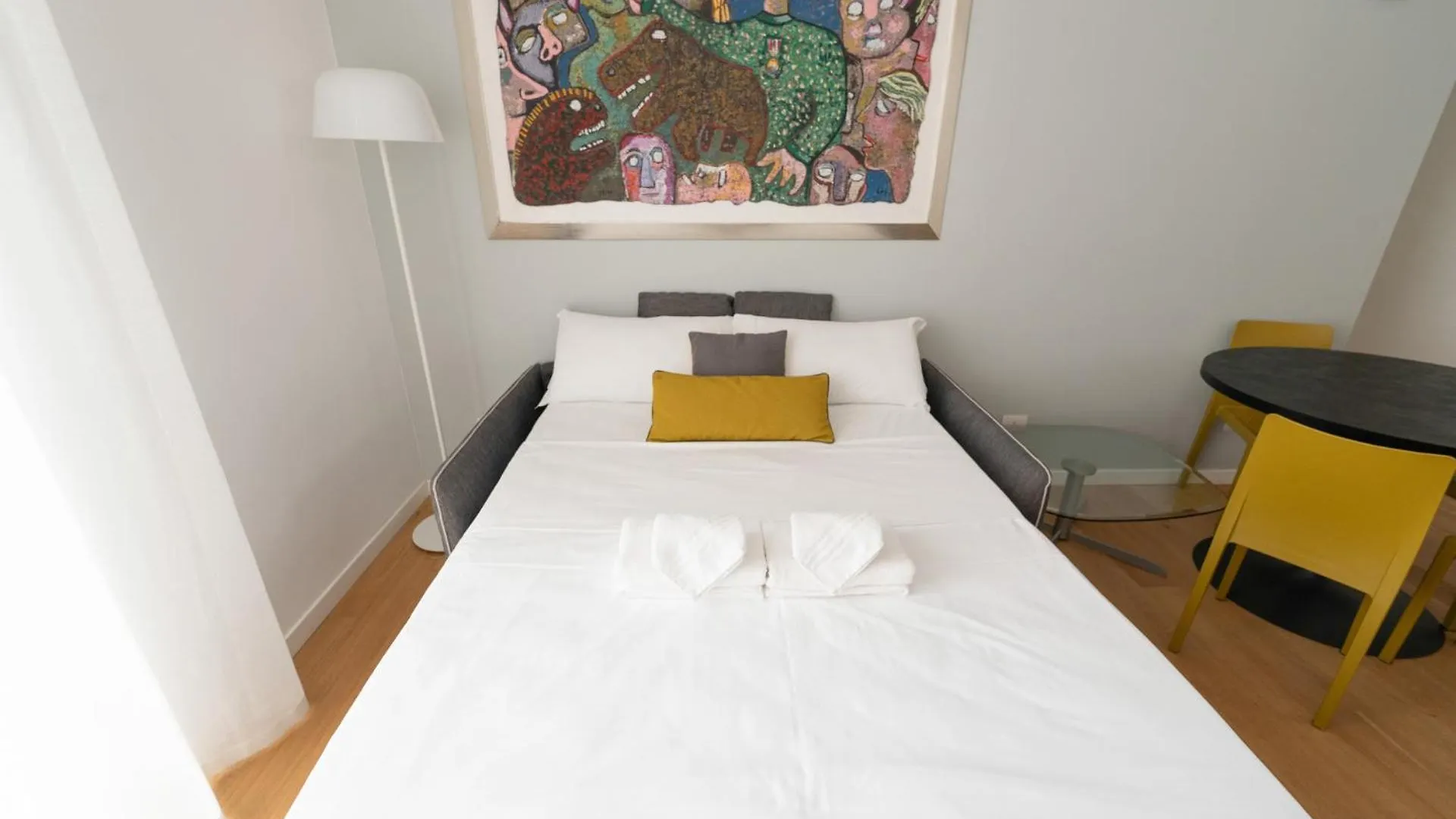 Elegant Suite In The Heart Of Milan 0*,