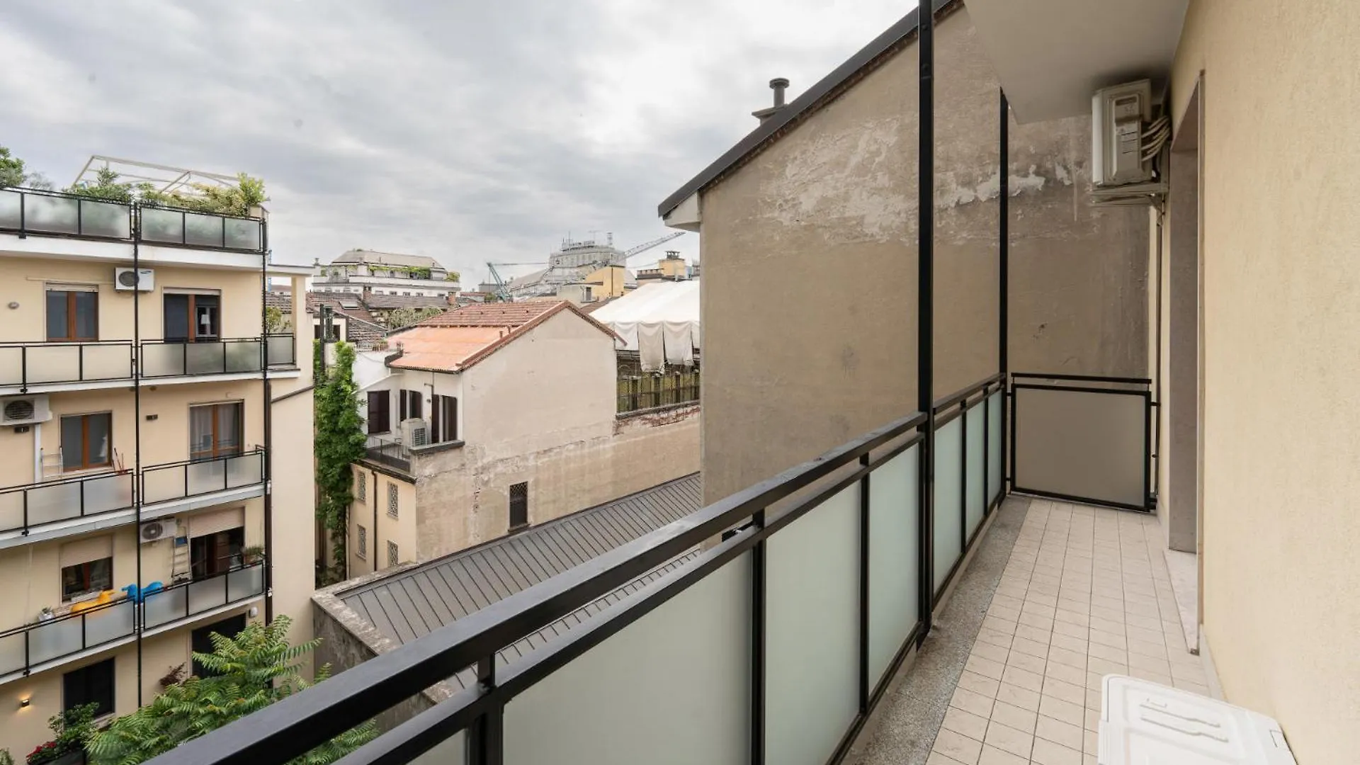 Elegant Suite In The Heart Of Milan
